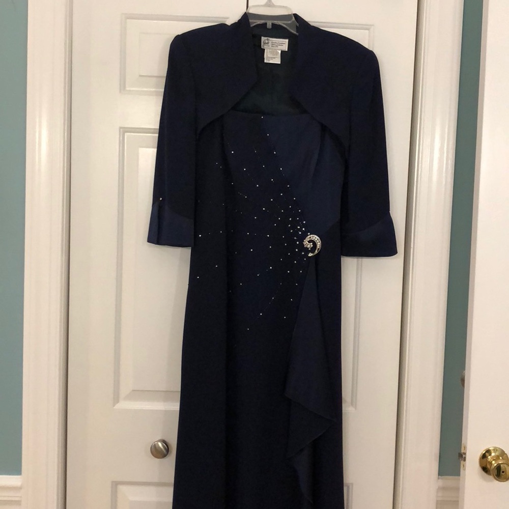 Evening gown in excellent condition.